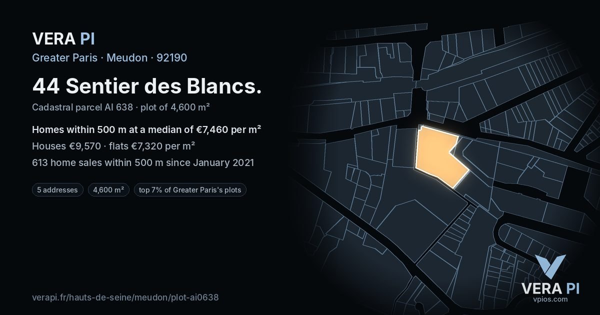 44 Sentier des Blancs, Meudon at night – the plot lit, the parcels around coloured by the prices near them