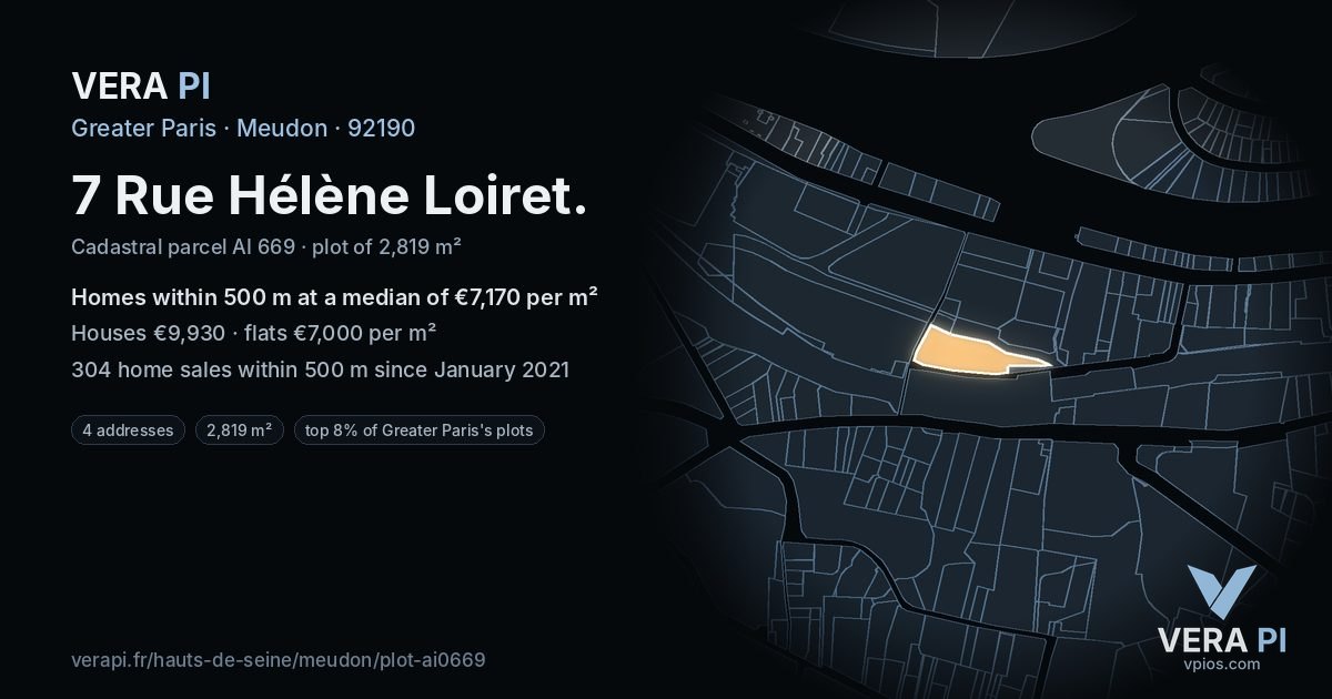 7 Rue Hélène Loiret, Meudon at night – the plot lit, the parcels around coloured by the prices near them