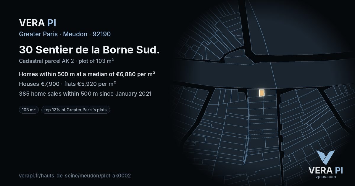 30 Sentier de la Borne Sud, Meudon at night – the plot lit, the parcels around coloured by the prices near them
