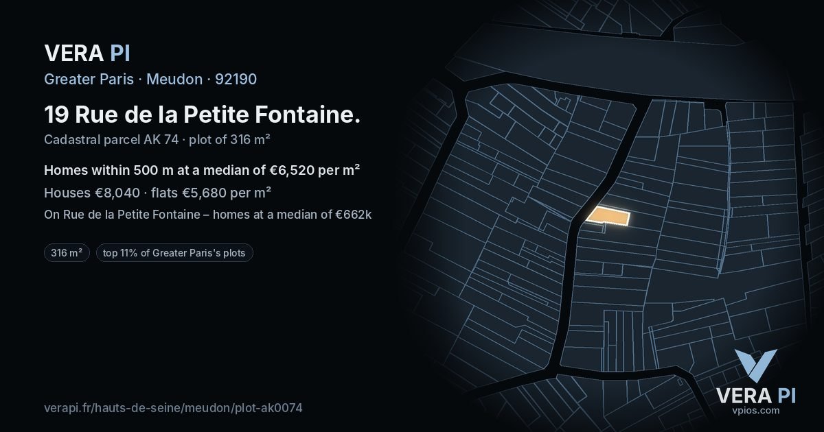 19 Rue de la Petite Fontaine, Meudon at night – the plot lit, the parcels around coloured by the prices near them