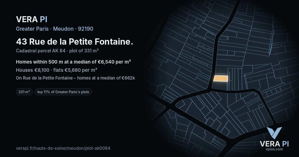 43 Rue de la Petite Fontaine, Meudon at night – the plot lit, the parcels around coloured by the prices near them