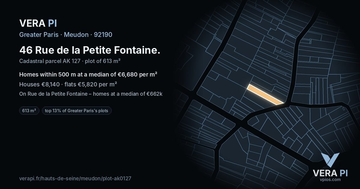46 Rue de la Petite Fontaine, Meudon at night – the plot lit, the parcels around coloured by the prices near them