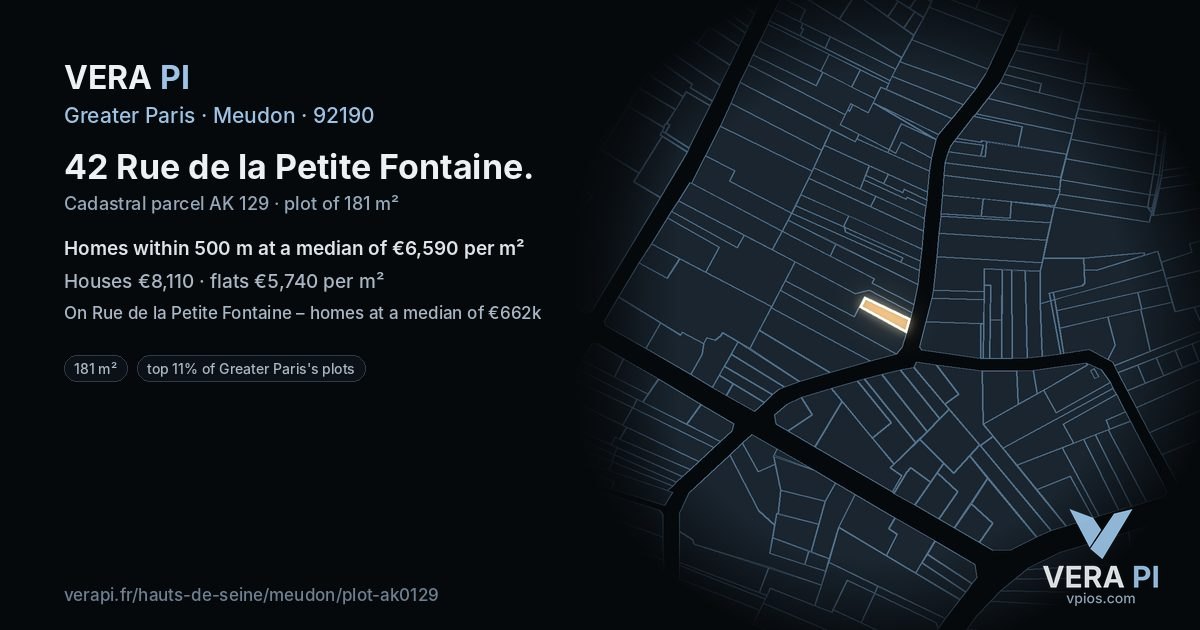 42 Rue de la Petite Fontaine, Meudon at night – the plot lit, the parcels around coloured by the prices near them