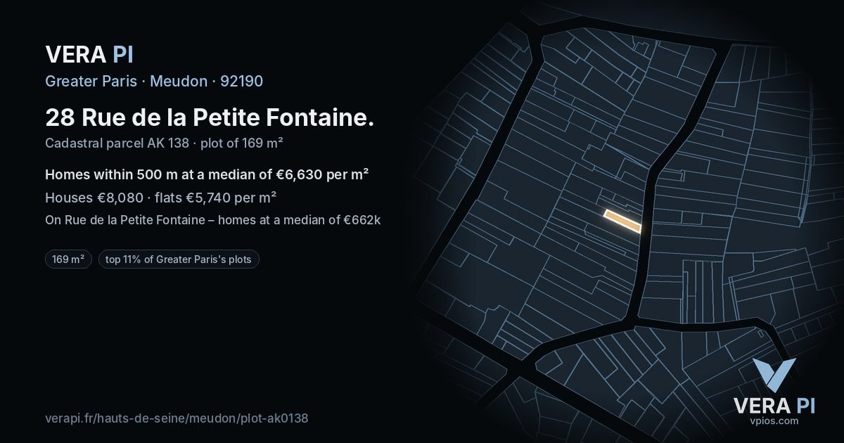 28 Rue de la Petite Fontaine, Meudon at night – the plot lit, the parcels around coloured by the prices near them