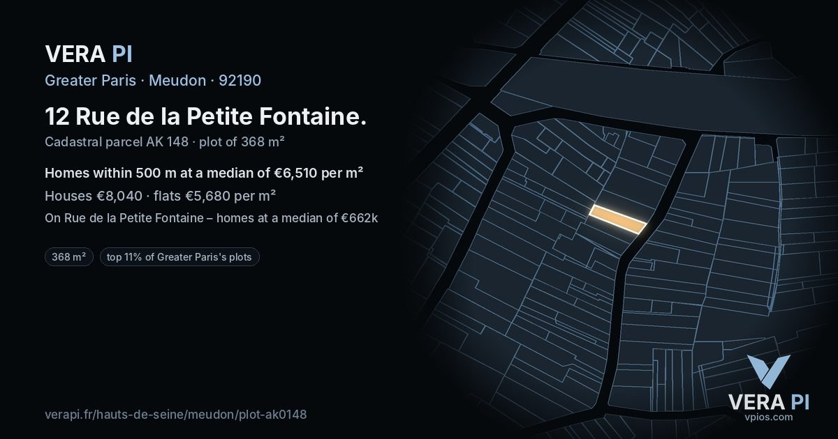 12 Rue de la Petite Fontaine, Meudon at night – the plot lit, the parcels around coloured by the prices near them