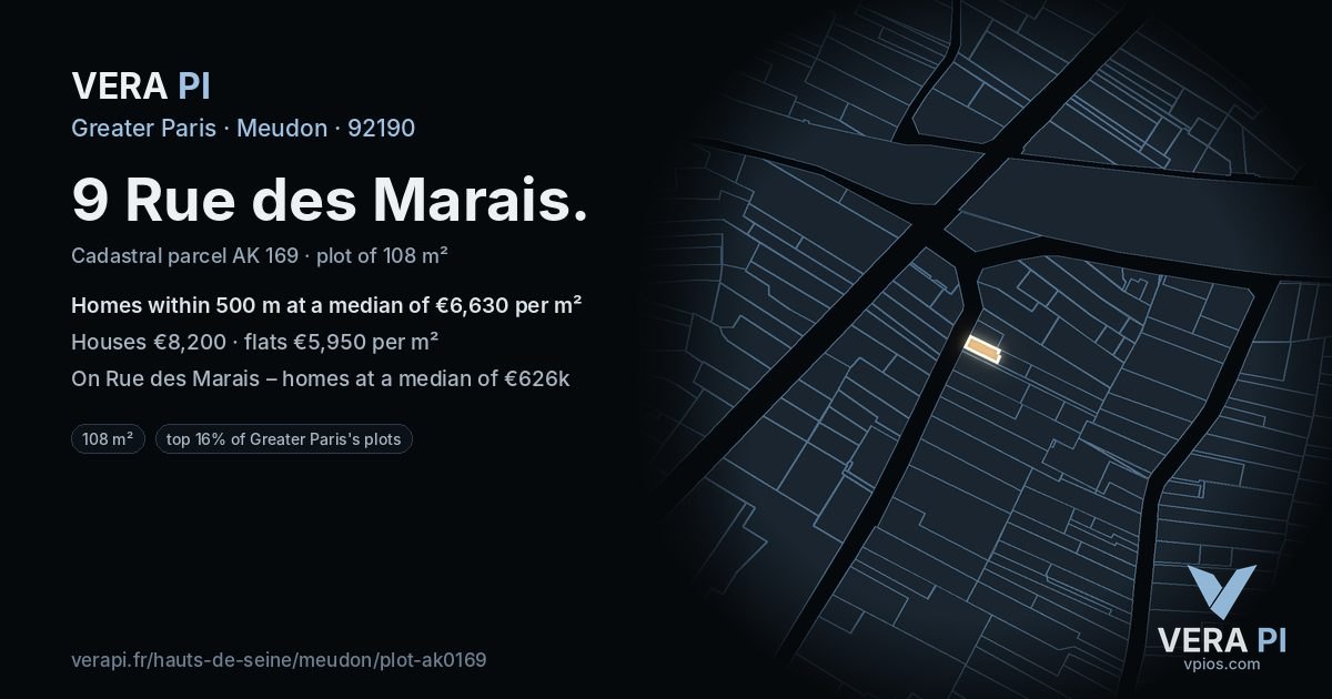 9 Rue des Marais, Meudon at night – the plot lit, the parcels around coloured by the prices near them