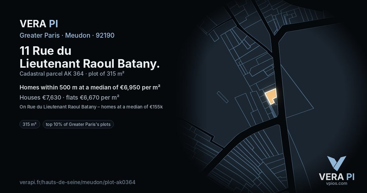 11 Rue du Lieutenant Raoul Batany, Meudon at night – the plot lit, the parcels around coloured by the prices near them