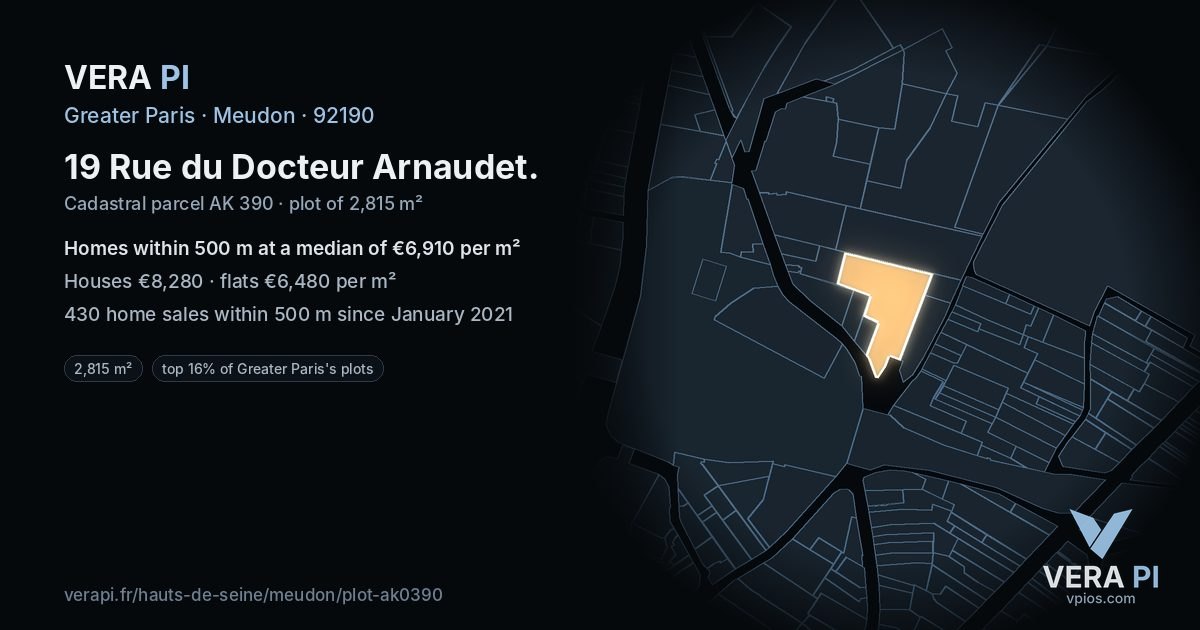 19 Rue du Docteur Arnaudet, Meudon at night – the plot lit, the parcels around coloured by the prices near them