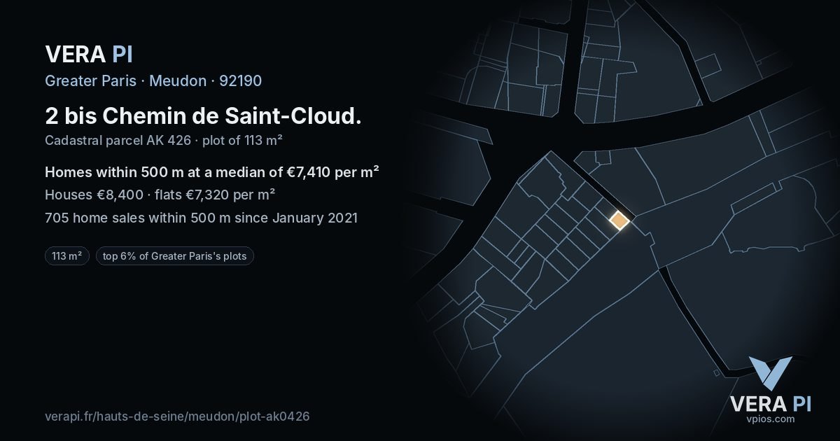 2 bis Chemin de Saint-Cloud, Meudon at night – the plot lit, the parcels around coloured by the prices near them