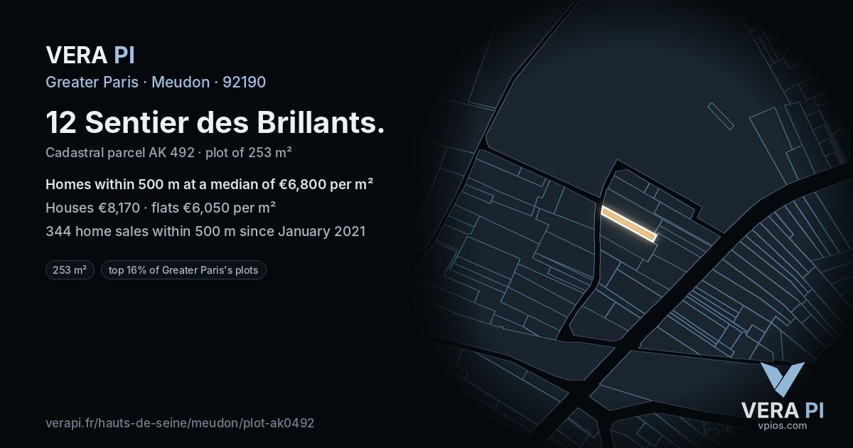 12 Sentier des Brillants, Meudon at night – the plot lit, the parcels around coloured by the prices near them