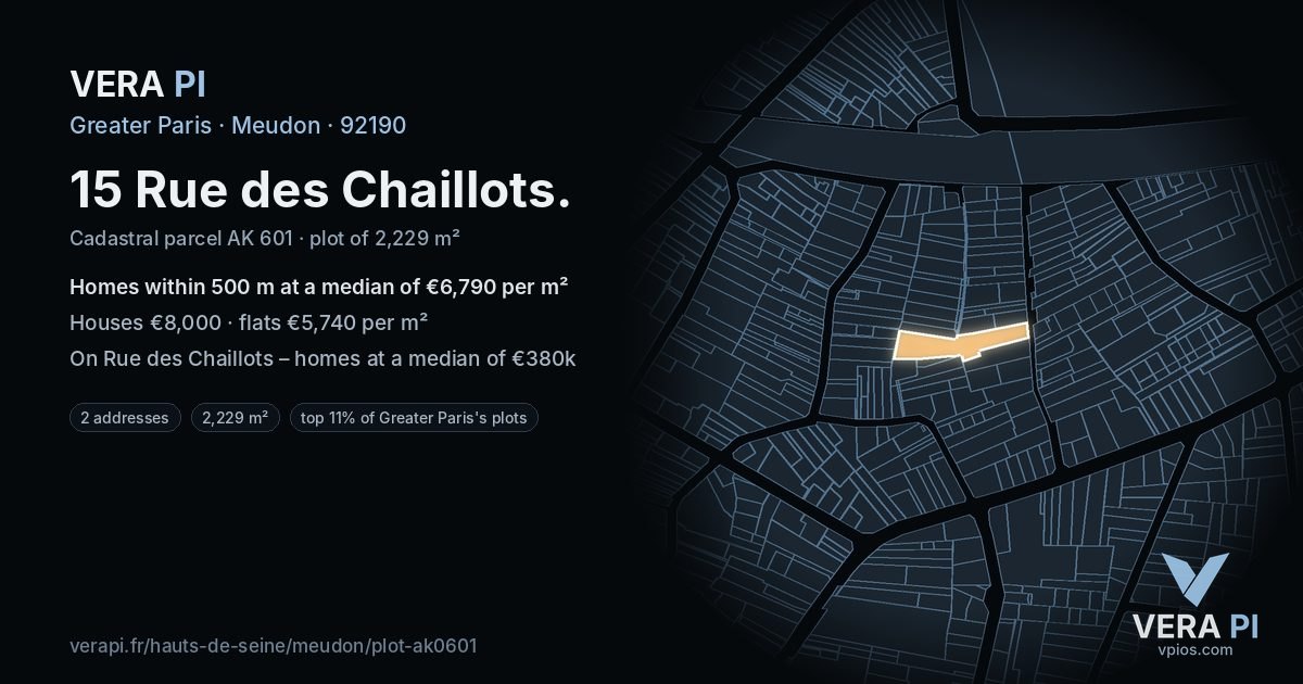 15 Rue des Chaillots, Meudon at night – the plot lit, the parcels around coloured by the prices near them