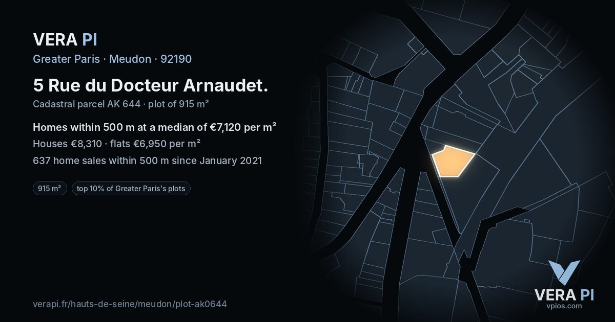 5 Rue du Docteur Arnaudet, Meudon at night – the plot lit, the parcels around coloured by the prices near them