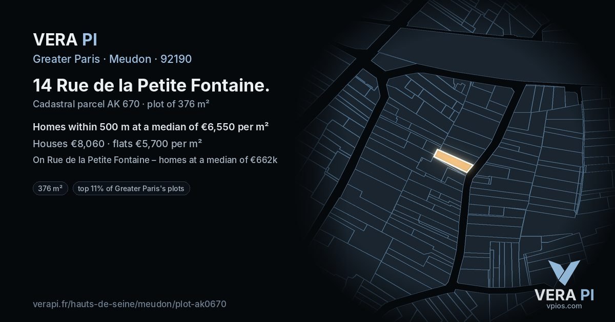 14 Rue de la Petite Fontaine, Meudon at night – the plot lit, the parcels around coloured by the prices near them