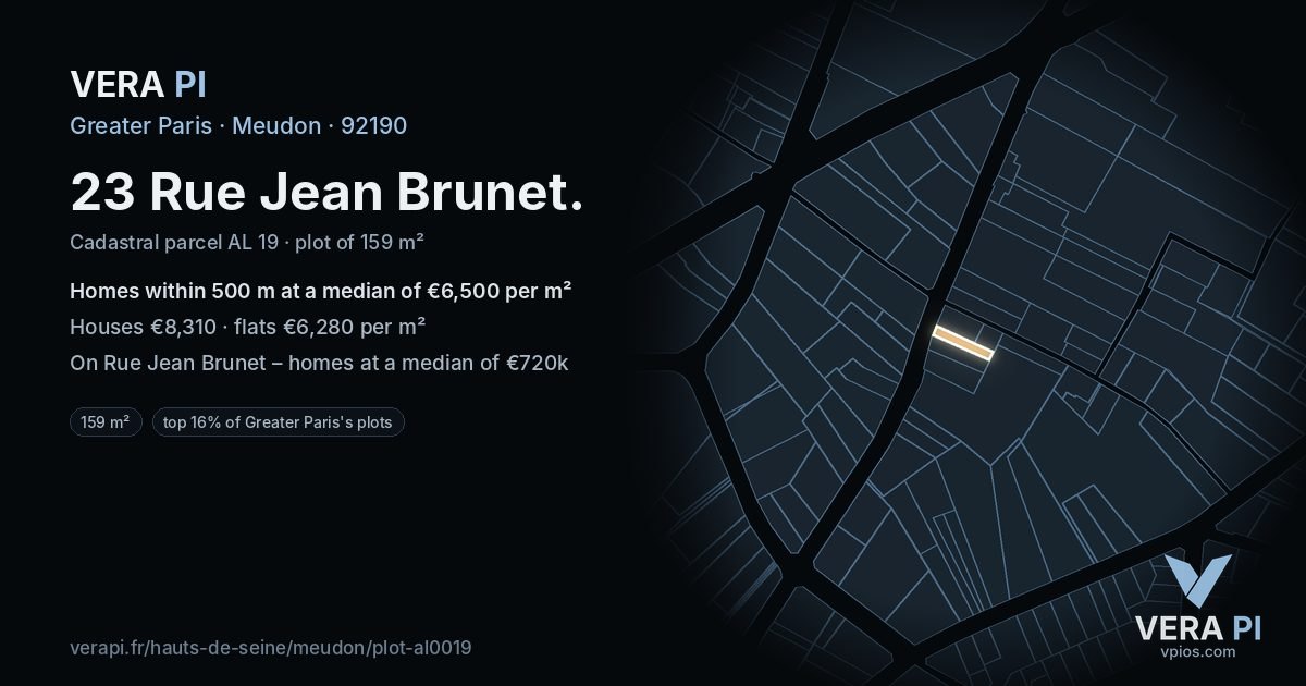 23 Rue Jean Brunet, Meudon at night – the plot lit, the parcels around coloured by the prices near them