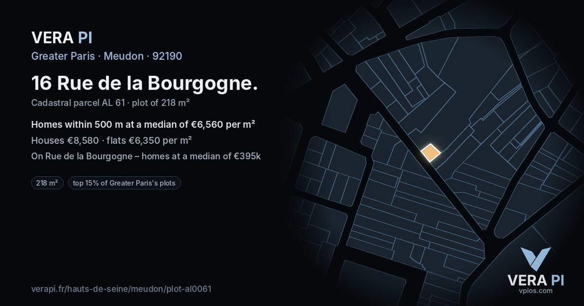 16 Rue de la Bourgogne, Meudon at night – the plot lit, the parcels around coloured by the prices near them
