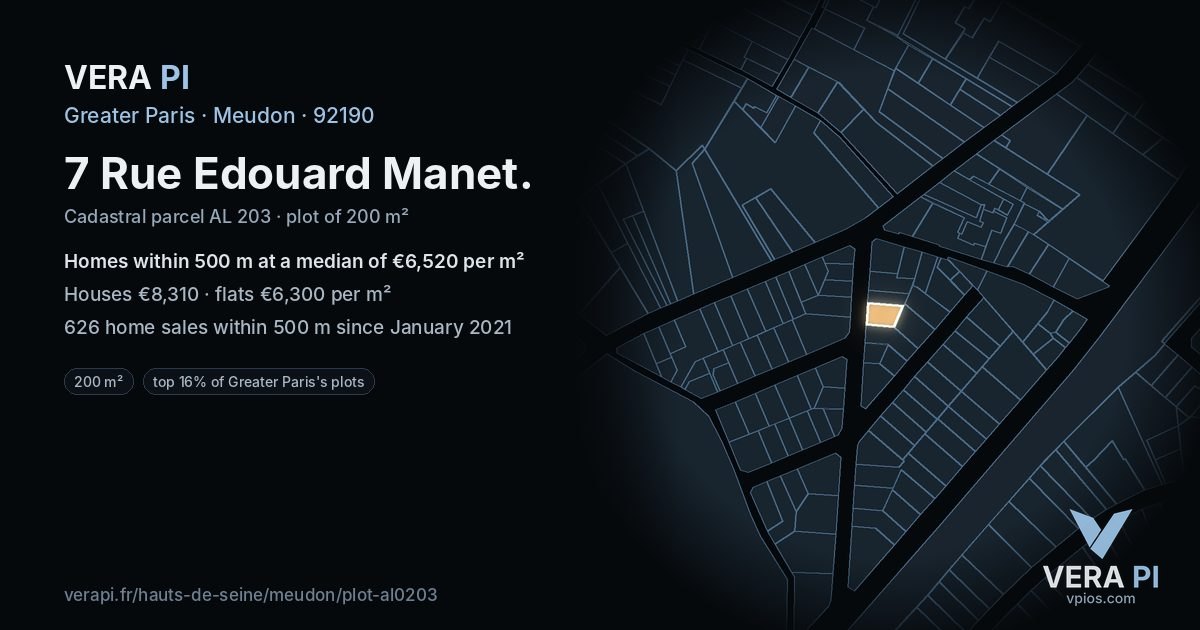 7 Rue Edouard Manet, Meudon at night – the plot lit, the parcels around coloured by the prices near them