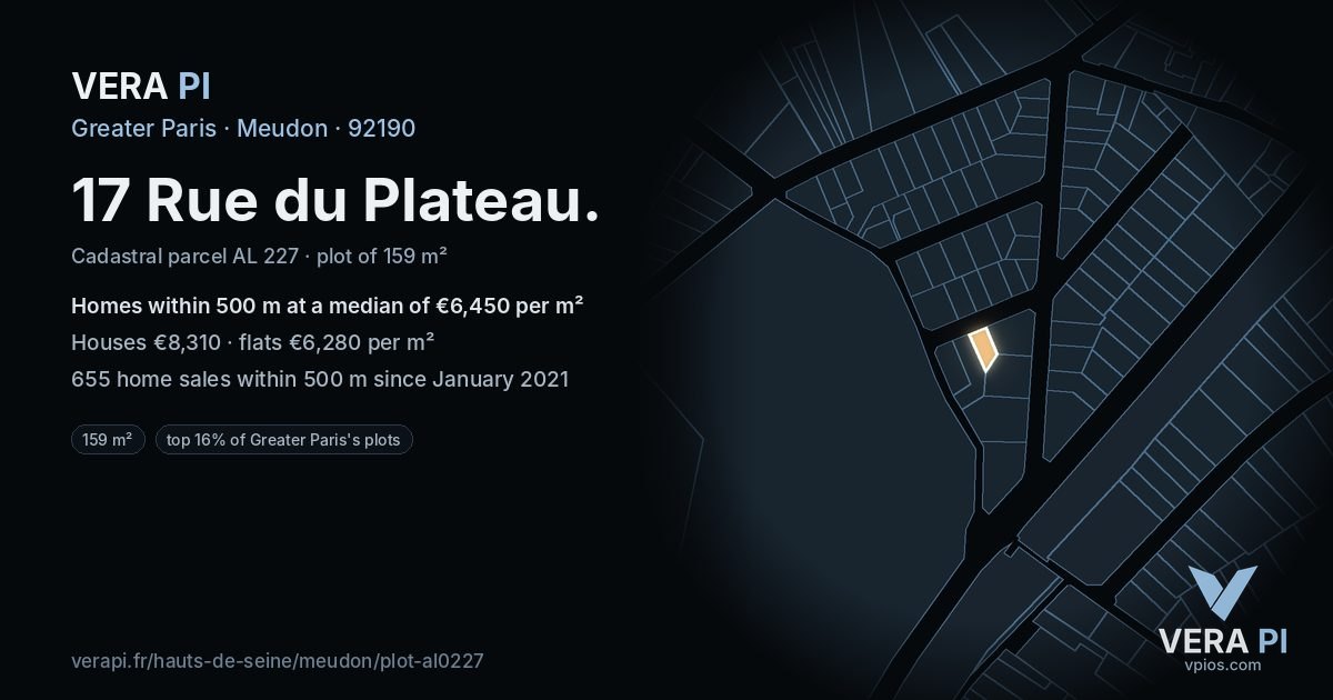 17 Rue du Plateau, Meudon at night – the plot lit, the parcels around coloured by the prices near them