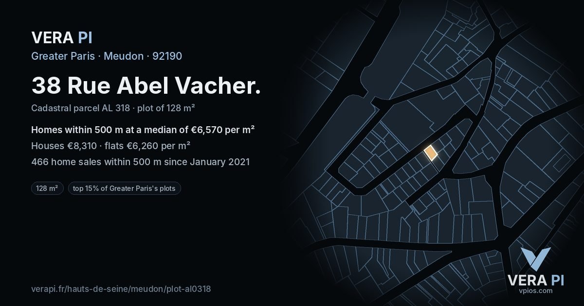 38 Rue Abel Vacher, Meudon at night – the plot lit, the parcels around coloured by the prices near them