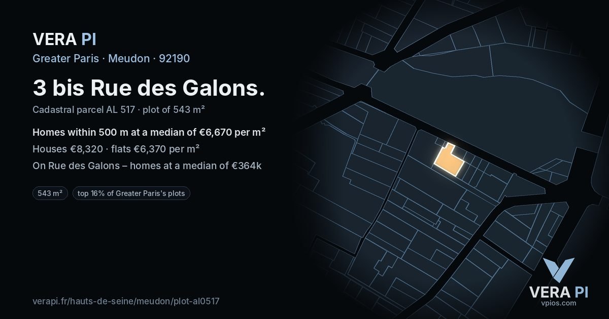 3 bis Rue des Galons, Meudon at night – the plot lit, the parcels around coloured by the prices near them