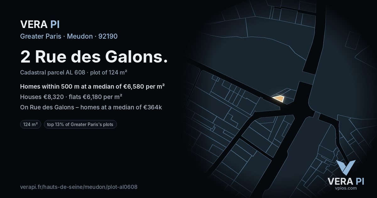 2 Rue des Galons, Meudon at night – the plot lit, the parcels around coloured by the prices near them