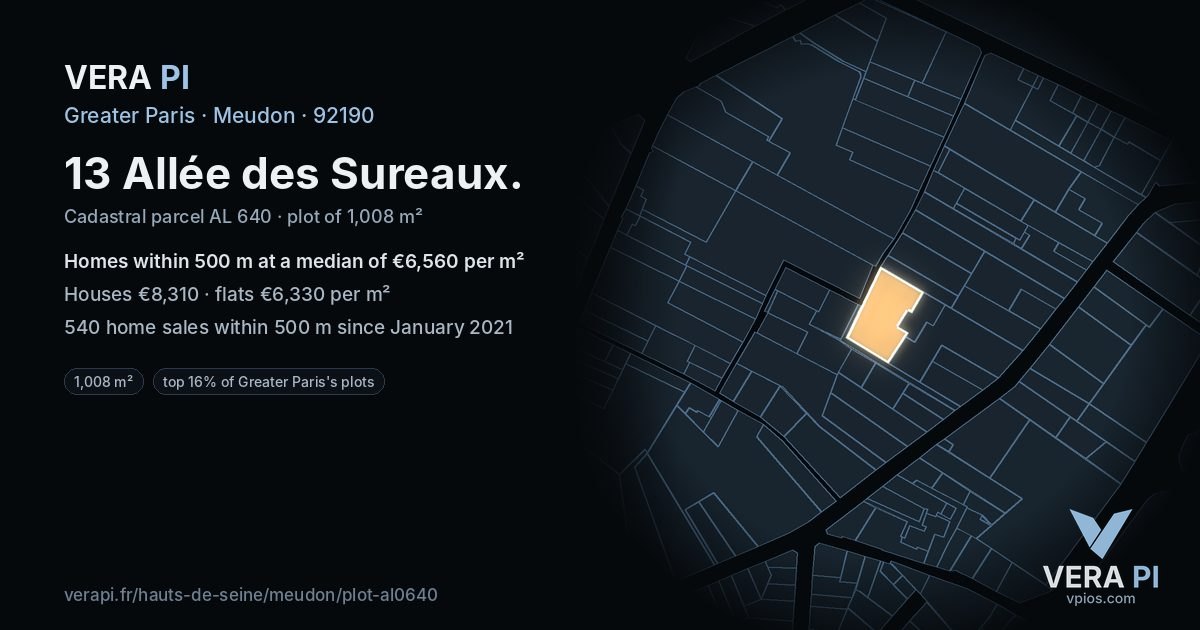 13 Allée des Sureaux, Meudon at night – the plot lit, the parcels around coloured by the prices near them
