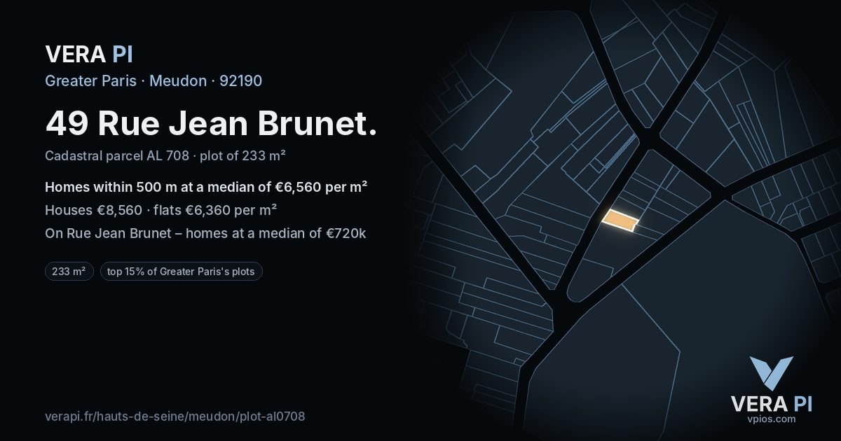 49 Rue Jean Brunet, Meudon at night – the plot lit, the parcels around coloured by the prices near them
