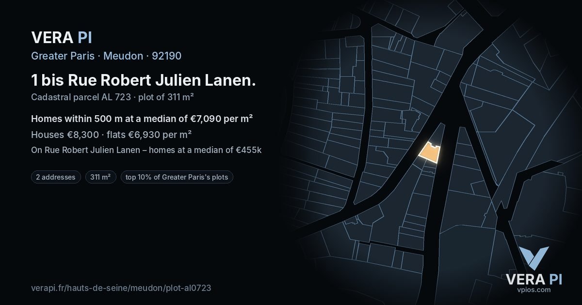 1 bis Rue Robert Julien Lanen, Meudon at night – the plot lit, the parcels around coloured by the prices near them