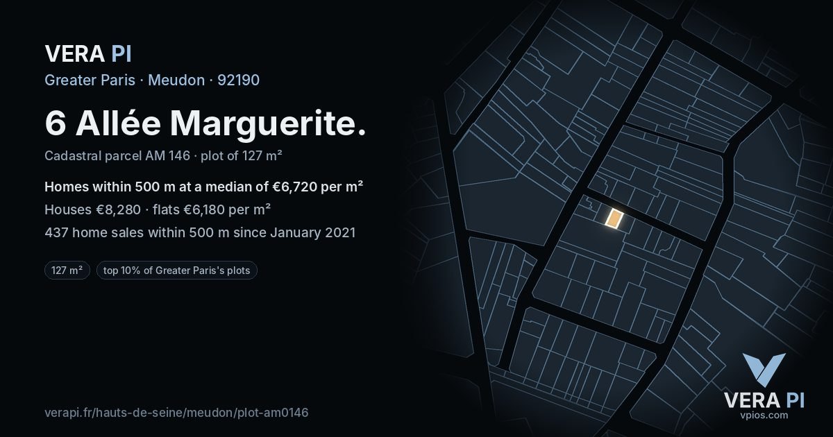 6 Allée Marguerite, Meudon at night – the plot lit, the parcels around coloured by the prices near them