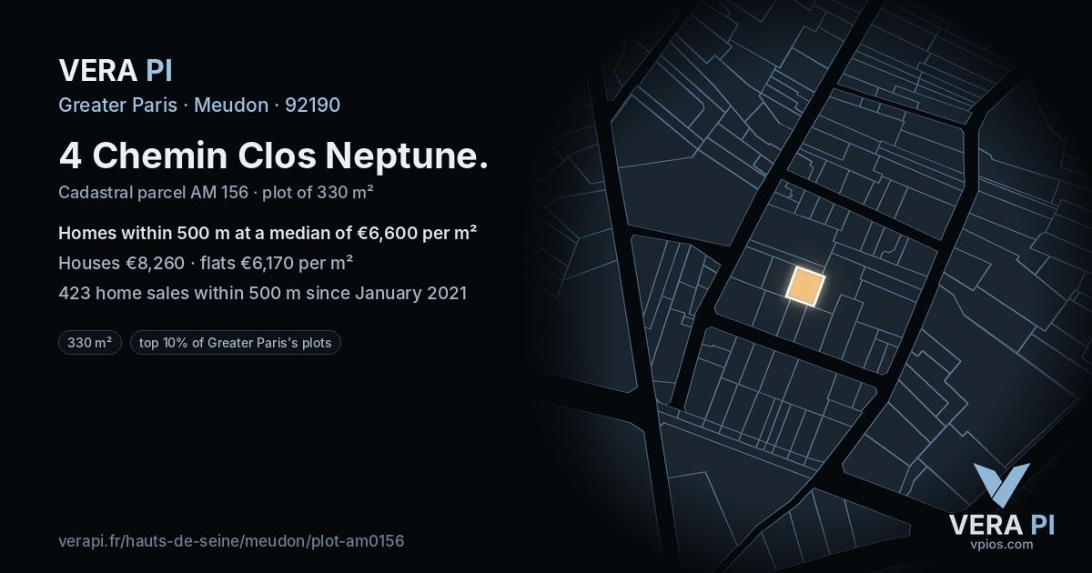 4 Chemin Clos Neptune, Meudon at night – the plot lit, the parcels around coloured by the prices near them