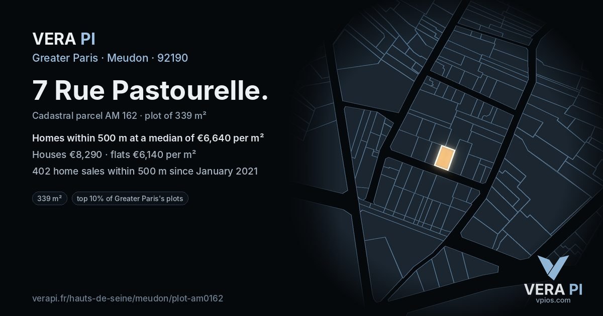 7 Rue Pastourelle, Meudon at night – the plot lit, the parcels around coloured by the prices near them