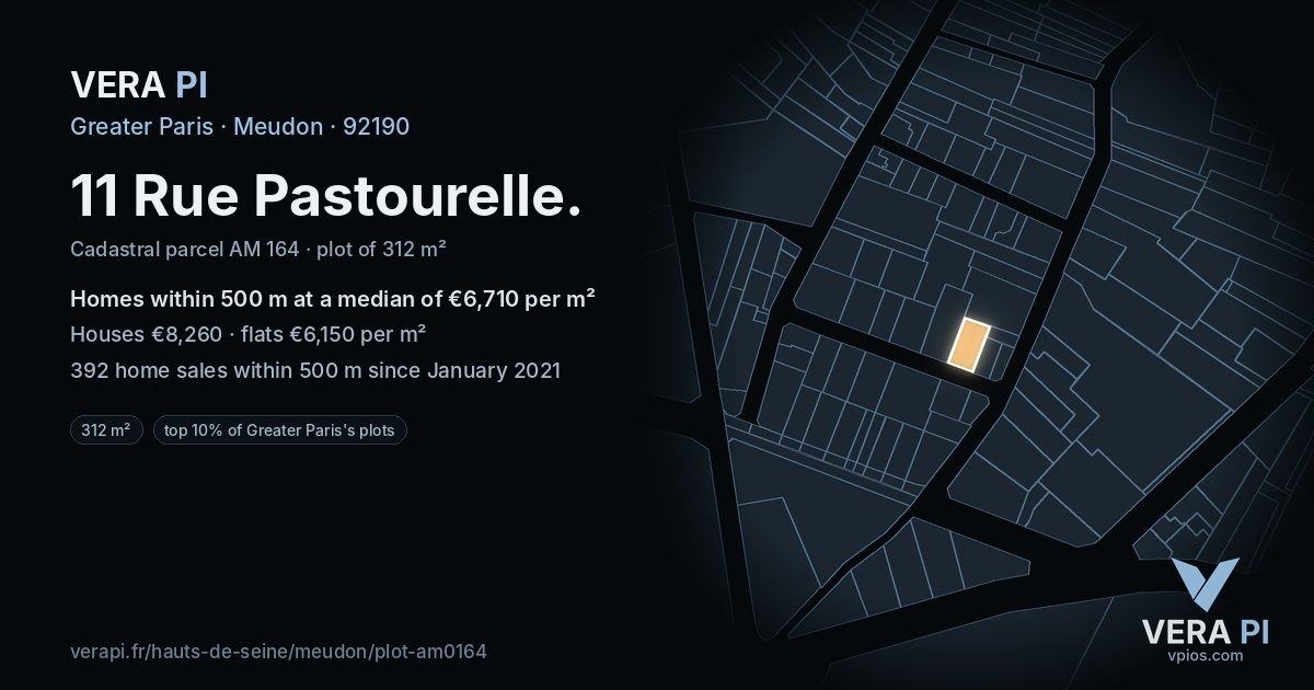 11 Rue Pastourelle, Meudon at night – the plot lit, the parcels around coloured by the prices near them
