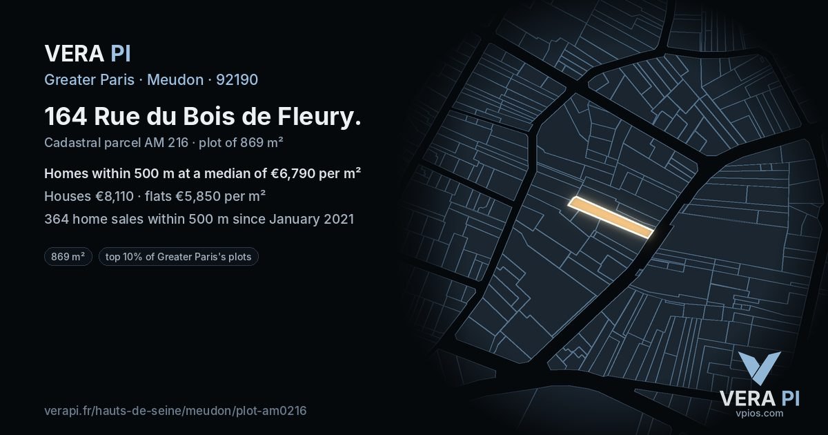164 Rue du Bois de Fleury, Meudon at night – the plot lit, the parcels around coloured by the prices near them