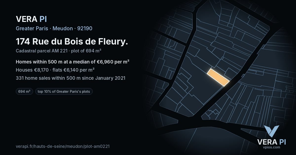 174 Rue du Bois de Fleury, Meudon at night – the plot lit, the parcels around coloured by the prices near them