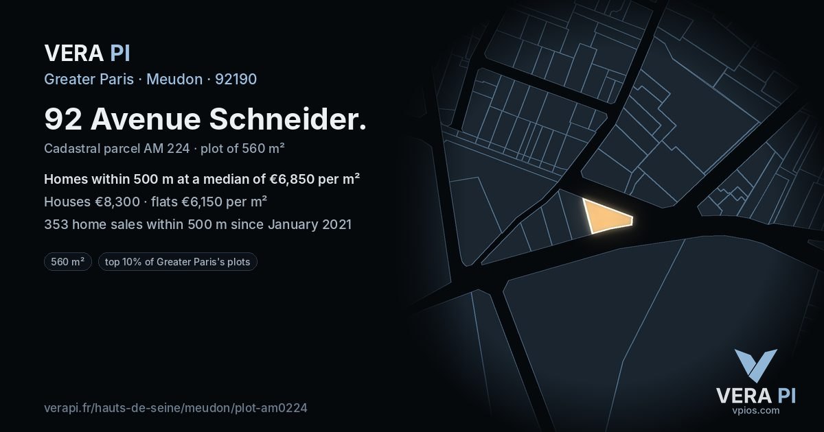 92 Avenue Schneider, Meudon at night – the plot lit, the parcels around coloured by the prices near them