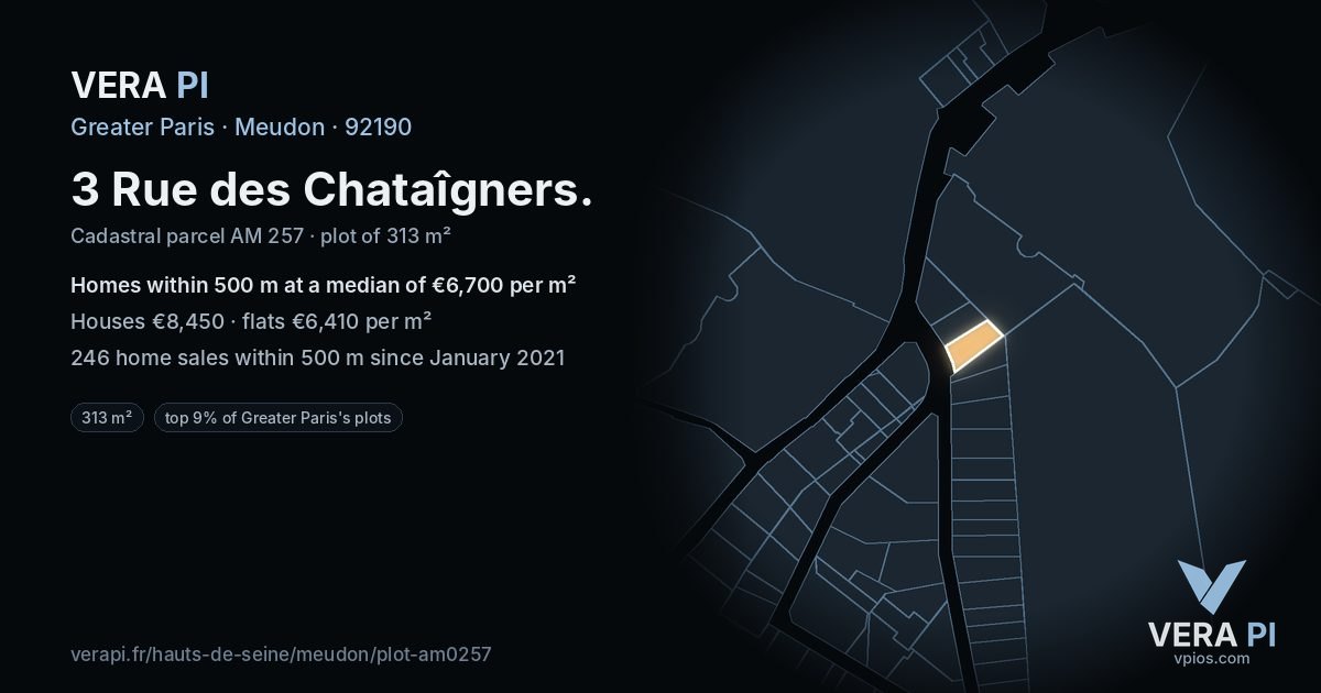 3 Rue des Chataîgners, Meudon at night – the plot lit, the parcels around coloured by the prices near them