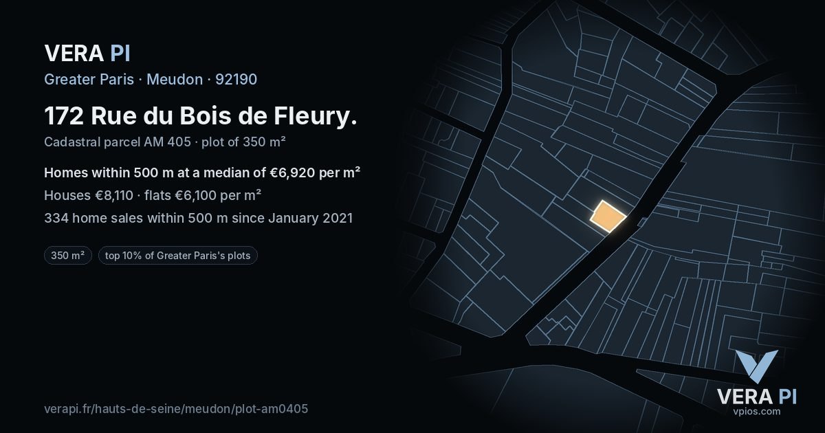 172 Rue du Bois de Fleury, Meudon at night – the plot lit, the parcels around coloured by the prices near them