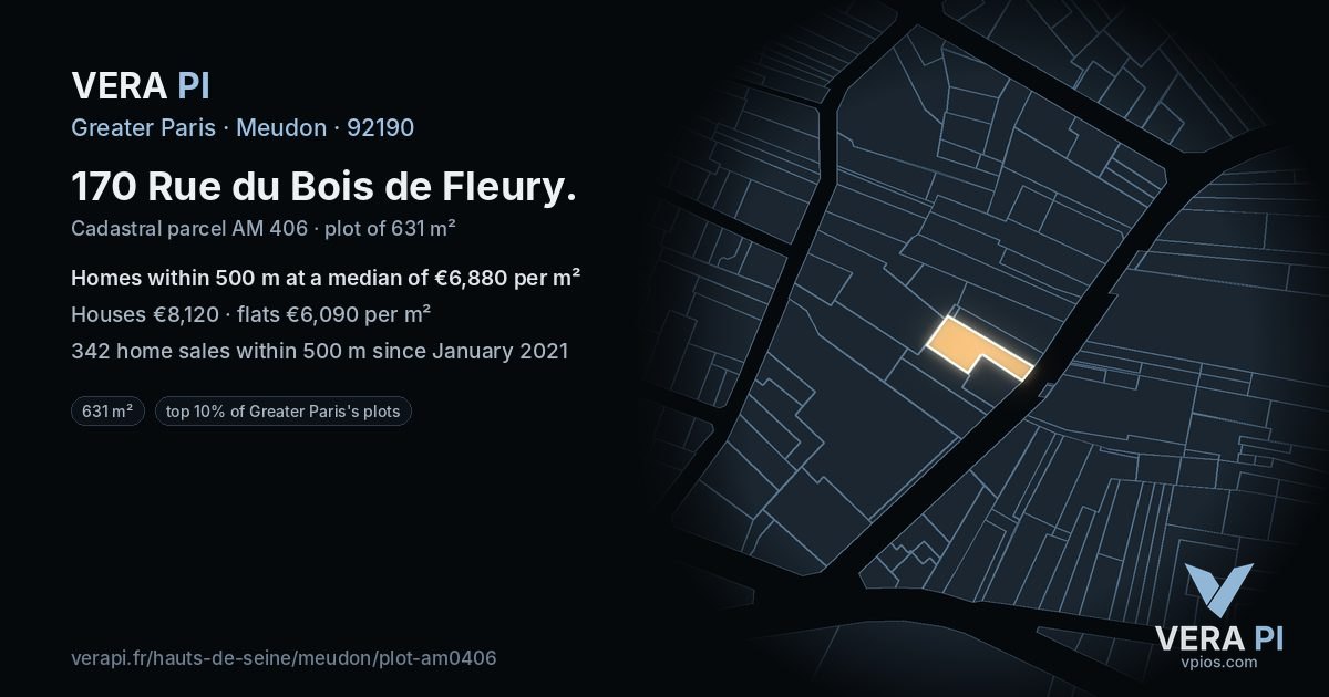 170 Rue du Bois de Fleury, Meudon at night – the plot lit, the parcels around coloured by the prices near them