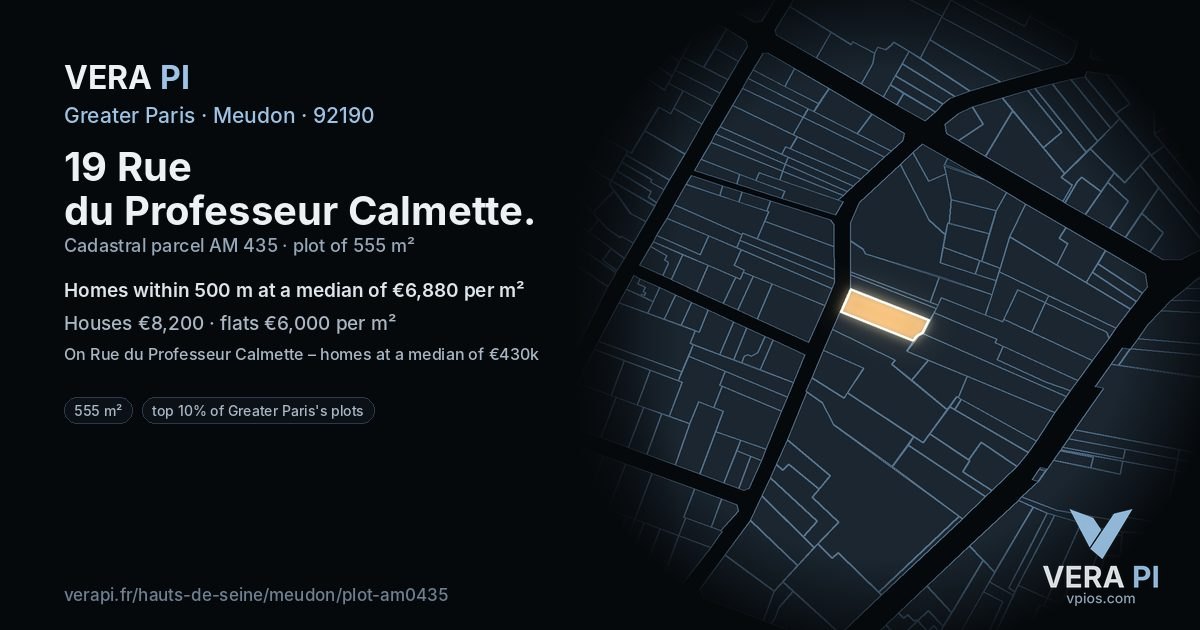 19 Rue du Professeur Calmette, Meudon at night – the plot lit, the parcels around coloured by the prices near them