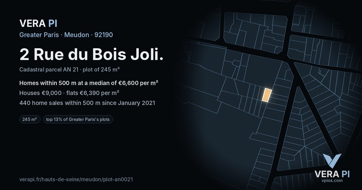 2 Rue du Bois Joli, Meudon at night – the plot lit, the parcels around coloured by the prices near them