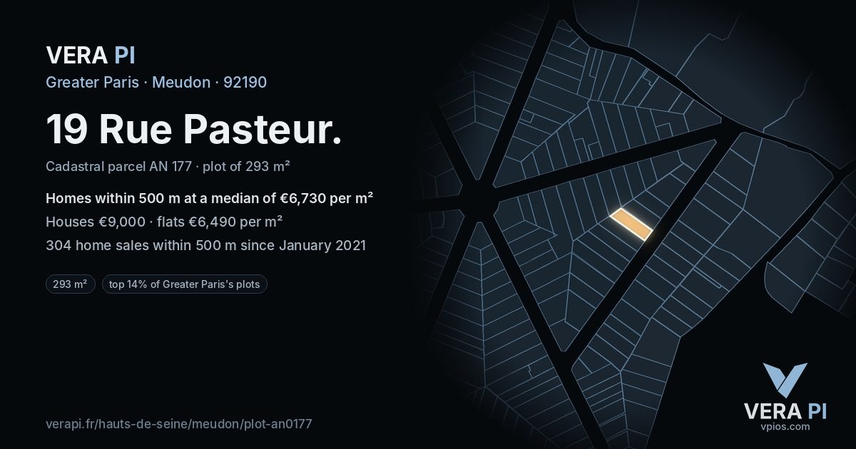 19 Rue Pasteur, Meudon at night – the plot lit, the parcels around coloured by the prices near them
