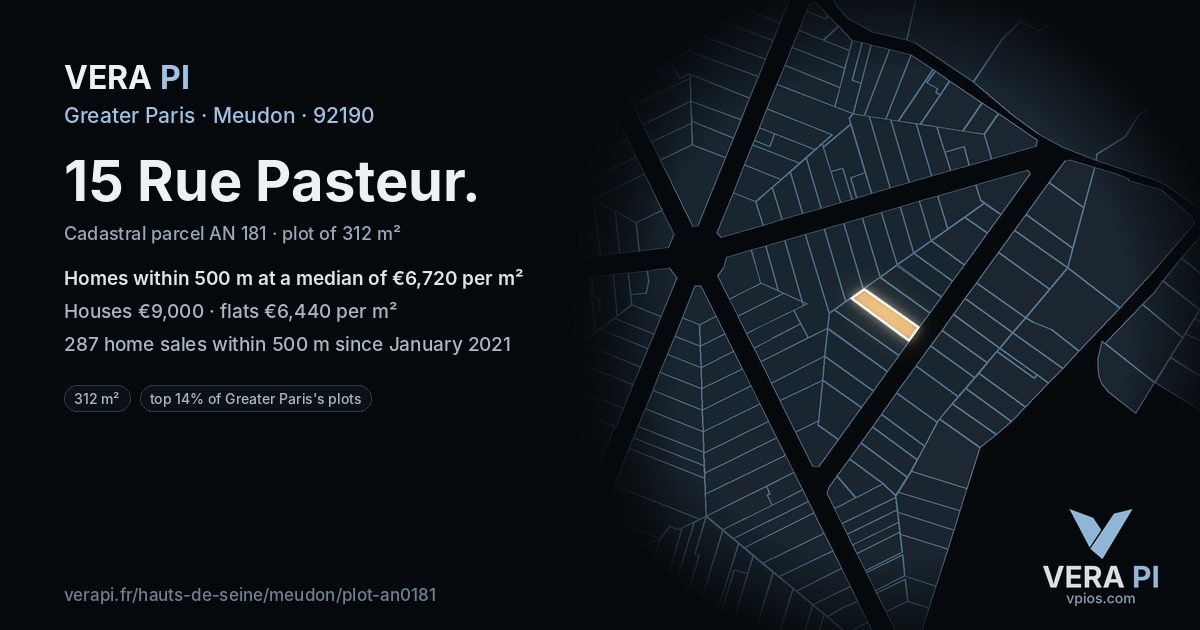 15 Rue Pasteur, Meudon at night – the plot lit, the parcels around coloured by the prices near them