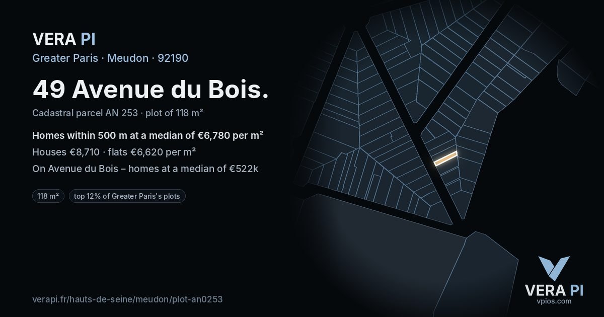 49 Avenue du Bois, Meudon at night – the plot lit, the parcels around coloured by the prices near them