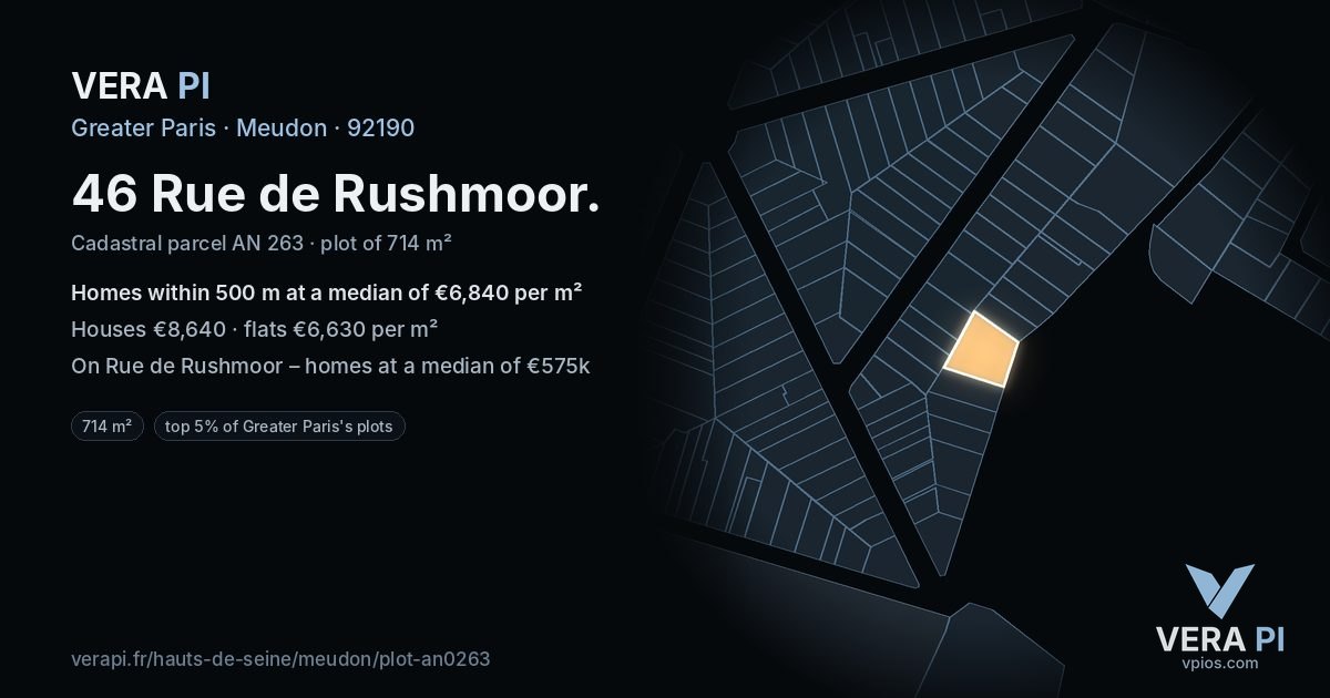 46 Rue de Rushmoor, Meudon at night – the plot lit, the parcels around coloured by the prices near them