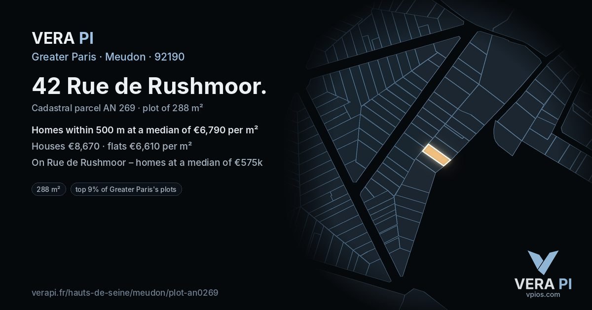 42 Rue de Rushmoor, Meudon at night – the plot lit, the parcels around coloured by the prices near them