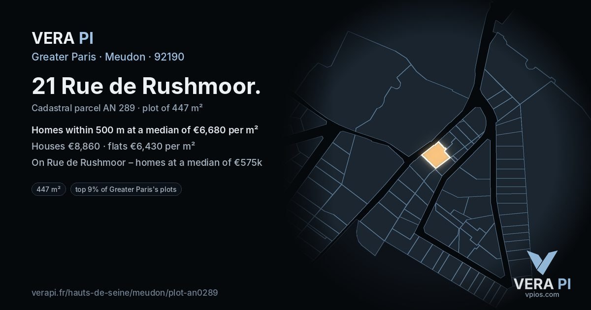 21 Rue de Rushmoor, Meudon at night – the plot lit, the parcels around coloured by the prices near them