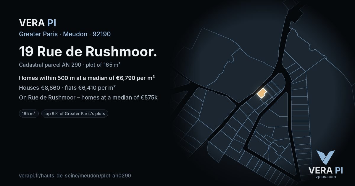 19 Rue de Rushmoor, Meudon at night – the plot lit, the parcels around coloured by the prices near them