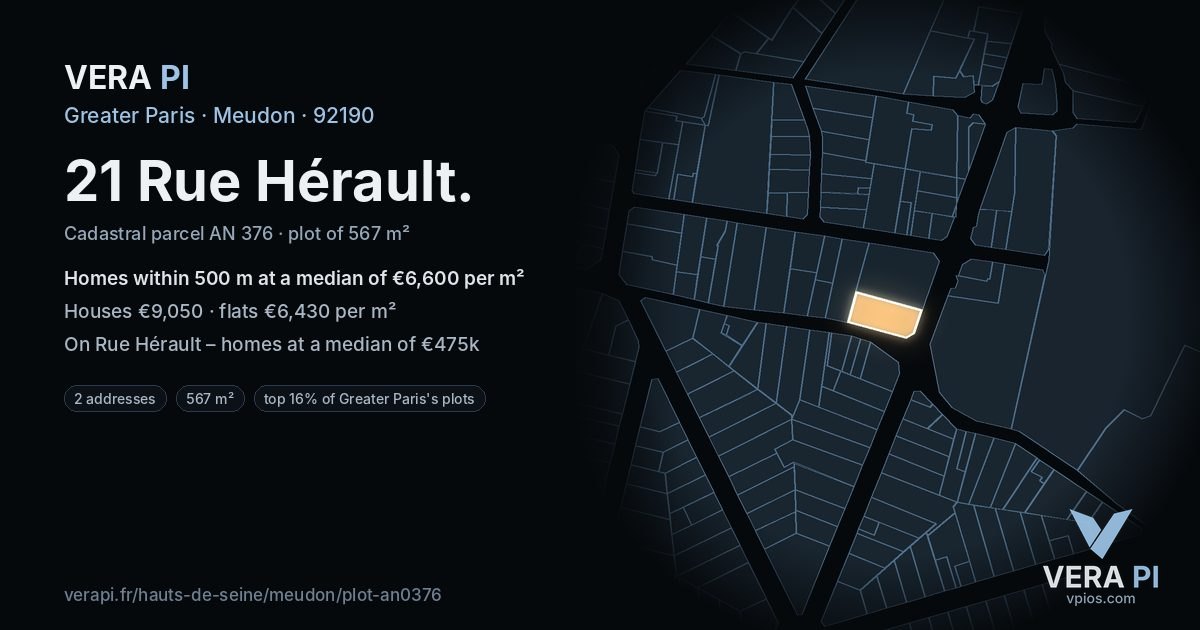 21 Rue Hérault, Meudon at night – the plot lit, the parcels around coloured by the prices near them