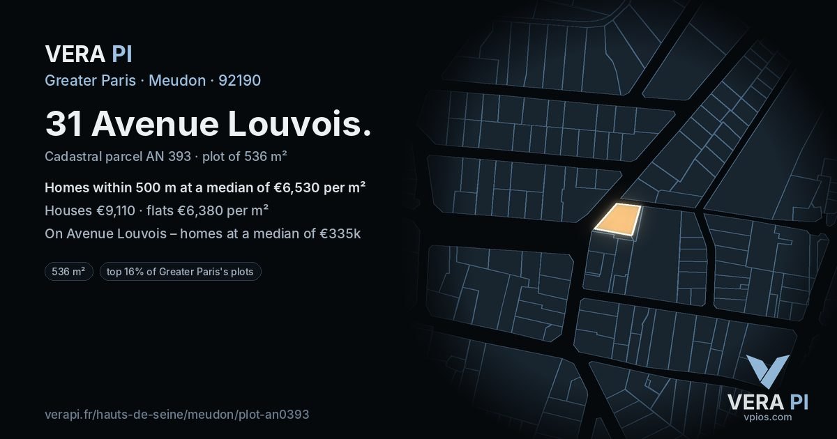 31 Avenue Louvois, Meudon at night – the plot lit, the parcels around coloured by the prices near them