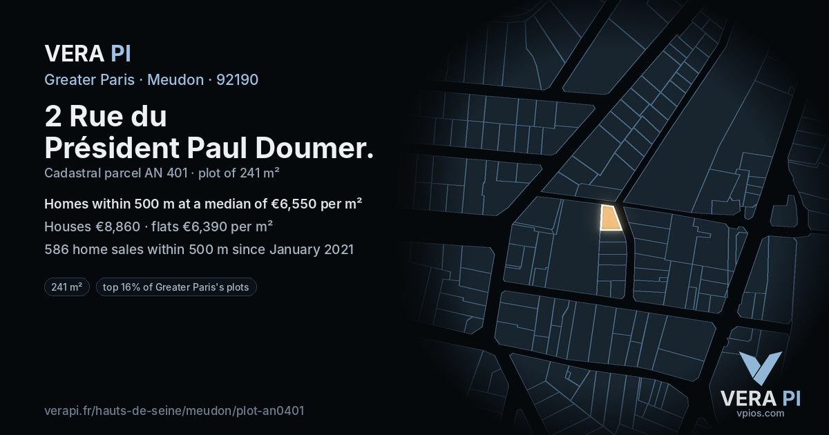 2 Rue du Président Paul Doumer, Meudon at night – the plot lit, the parcels around coloured by the prices near them