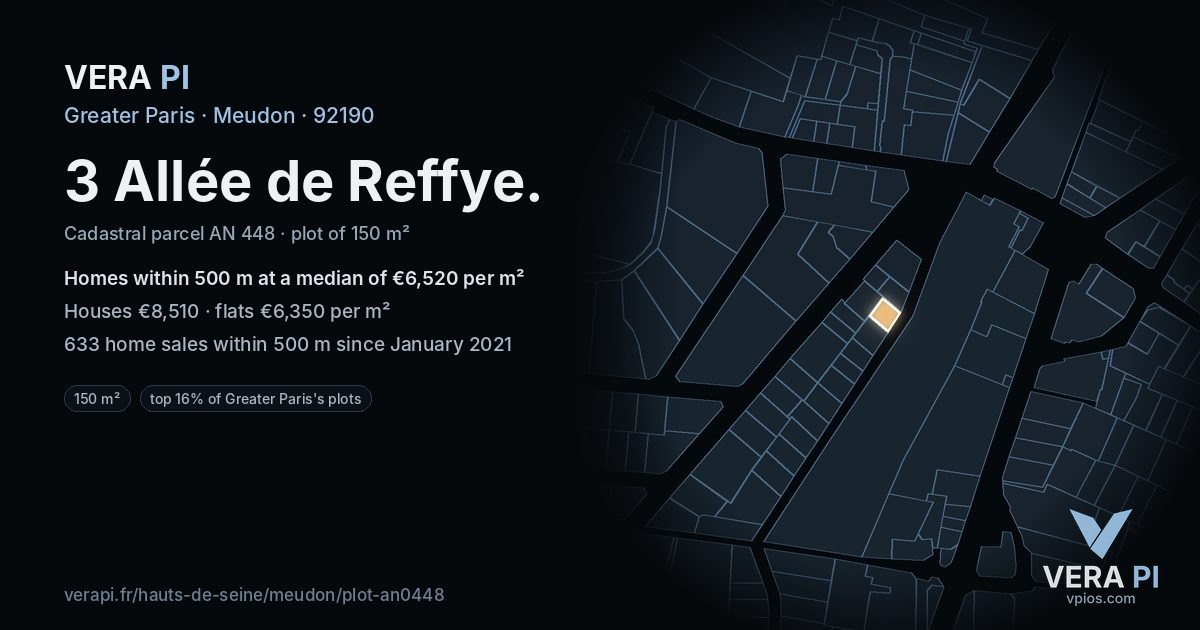 3 Allée de Reffye, Meudon at night – the plot lit, the parcels around coloured by the prices near them